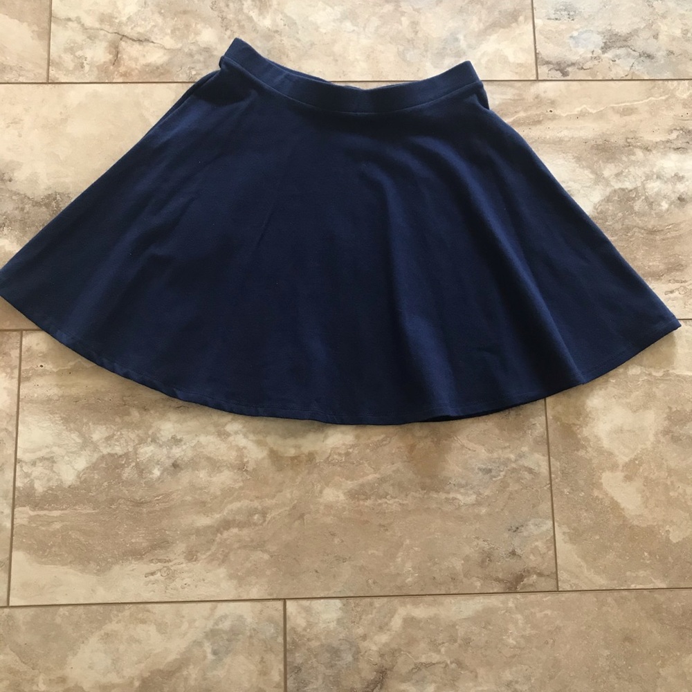 NWOT Forever 21 Skater Circle Skirt - Picture 4 of 4